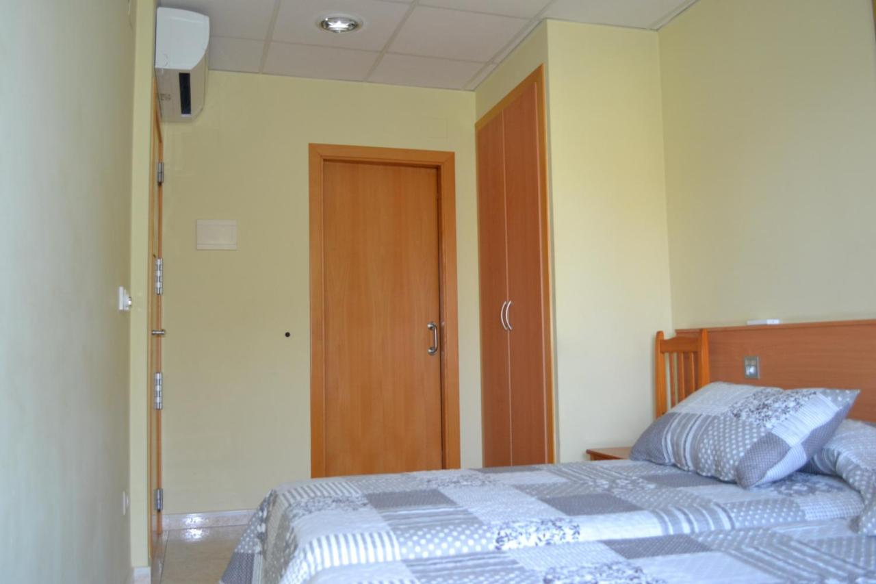 Hostal Bartis فيغيريس المظهر الخارجي الصورة