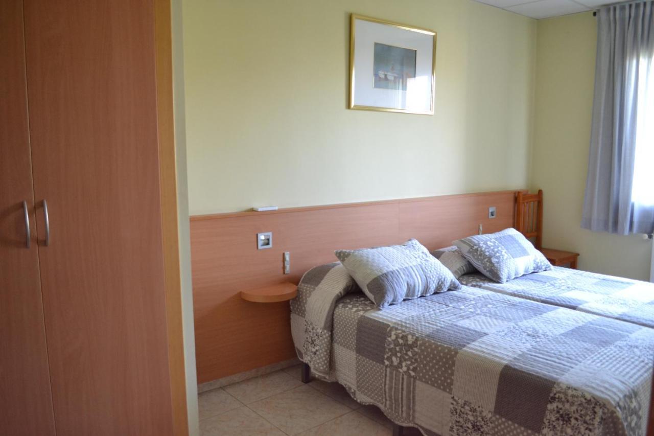 Hostal Bartis فيغيريس المظهر الخارجي الصورة