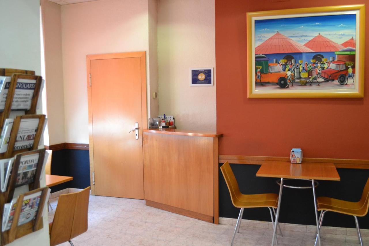 Hostal Bartis فيغيريس المظهر الخارجي الصورة
